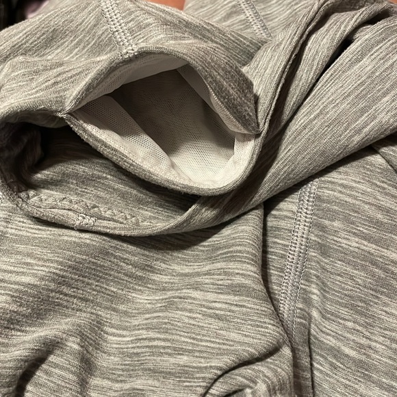 •VICTORIA'S SECERT•HEATHERED GRAY HIGH WAISTED 7/8 LENGTH LEGGINGS SIZE SMALL - Picture 6 of 8